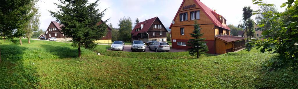 Dom Goscinny Jawor Czarnypotok Krynica Zdroj Exterior photo